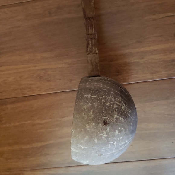 Vintage Handmade Coconut Shell dipper with carved wooden handle - Picture 7 of 7